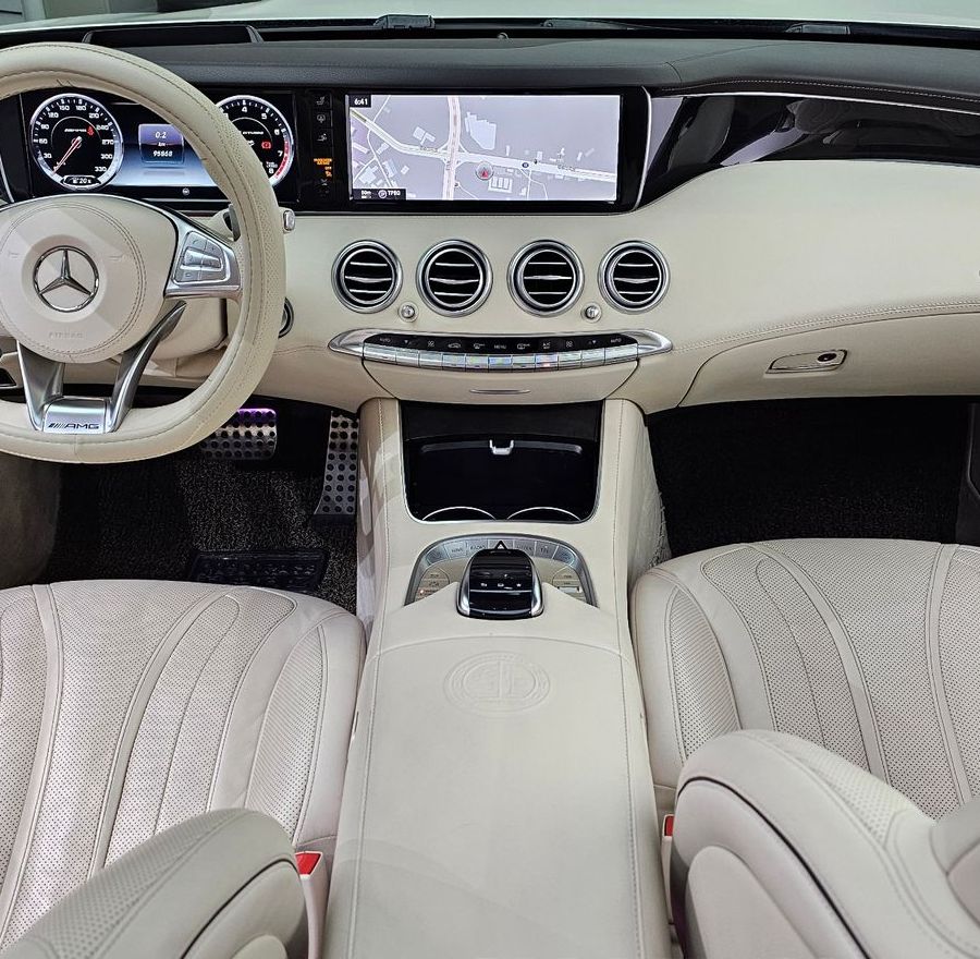 Mercedes-AMG S 63 Coupé Interieur
